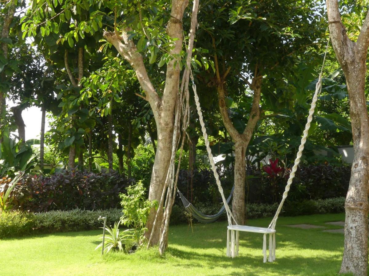 Nyang - Nyang Uluwatu